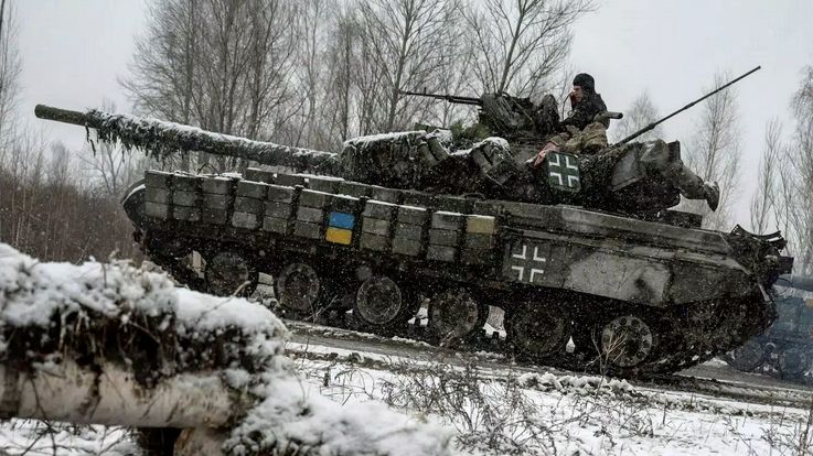 Ukrajinské tanky na sobě měly německé kříže. Chyba jednotlivce, přiznal Kyjev